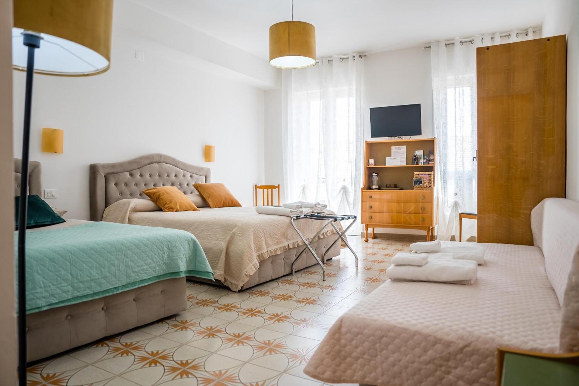 B & B L'Abbraccio Agnone Exterior photo